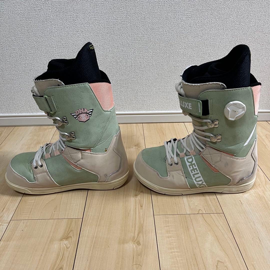 【即日発送】DEELUXE スノボ　D.N.A. 26.5cm 22-23モデル