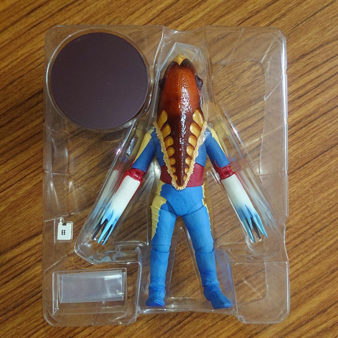 メトロン星人 可動フィギュア