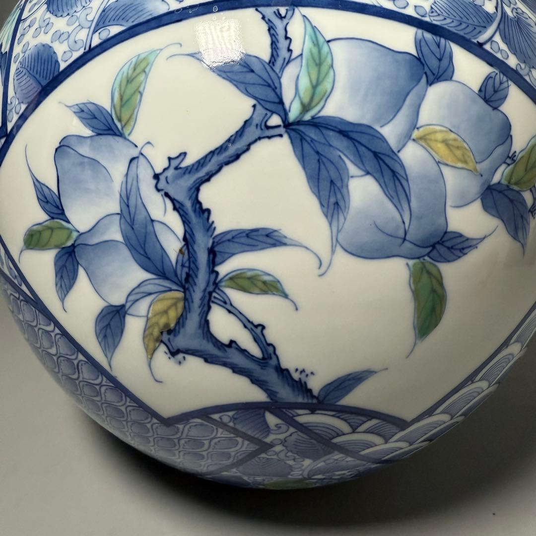 名工　市川忠山　作　色鍋島花瓶　桃　松竹梅　花草　七宝　青海波　鍋島藩　26cm