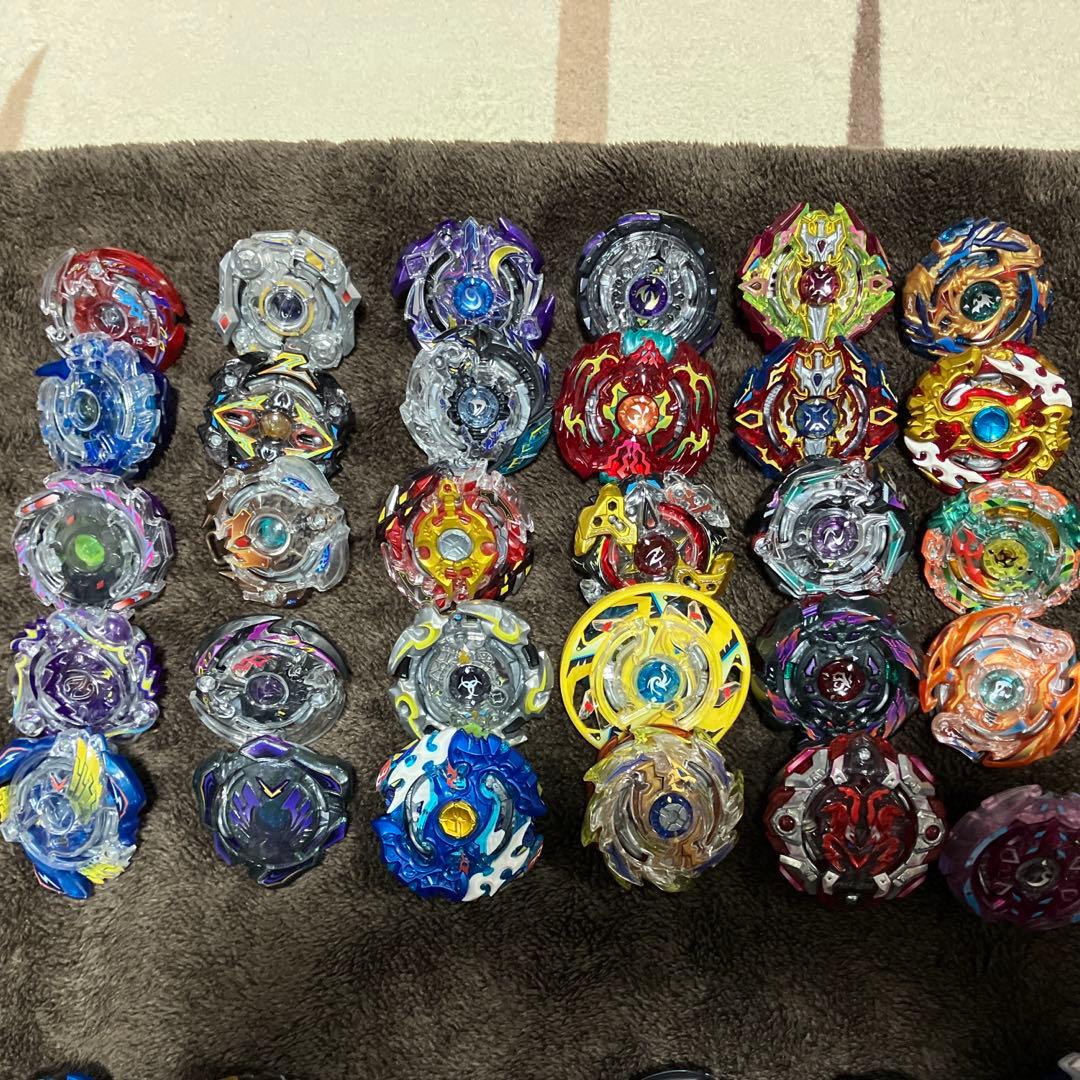 ベイブレードバースト　まとめ売り　バラパーツ付き