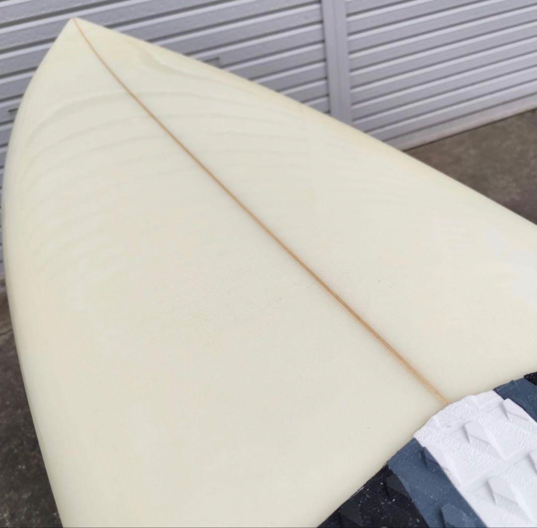 小波用　サーフボード　5’11 ショートボード　32リッター