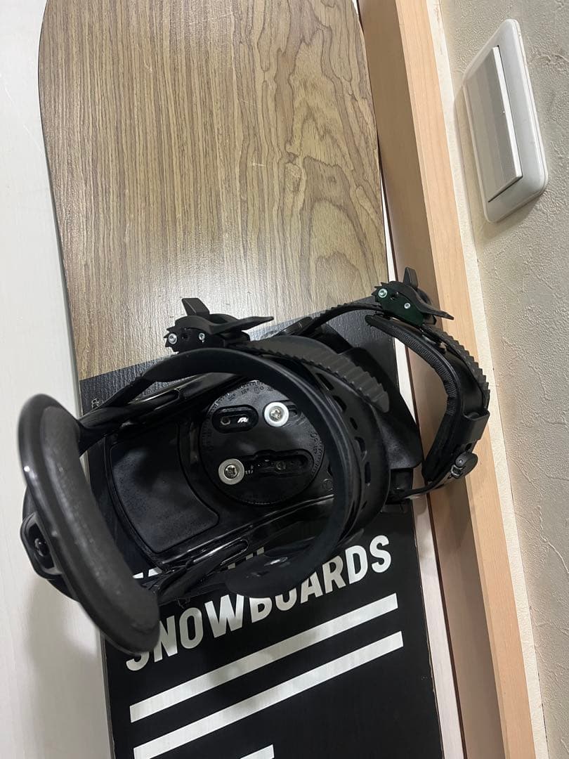 グラトリ最強！FANATIC trickmaster 150cm 新品バイン