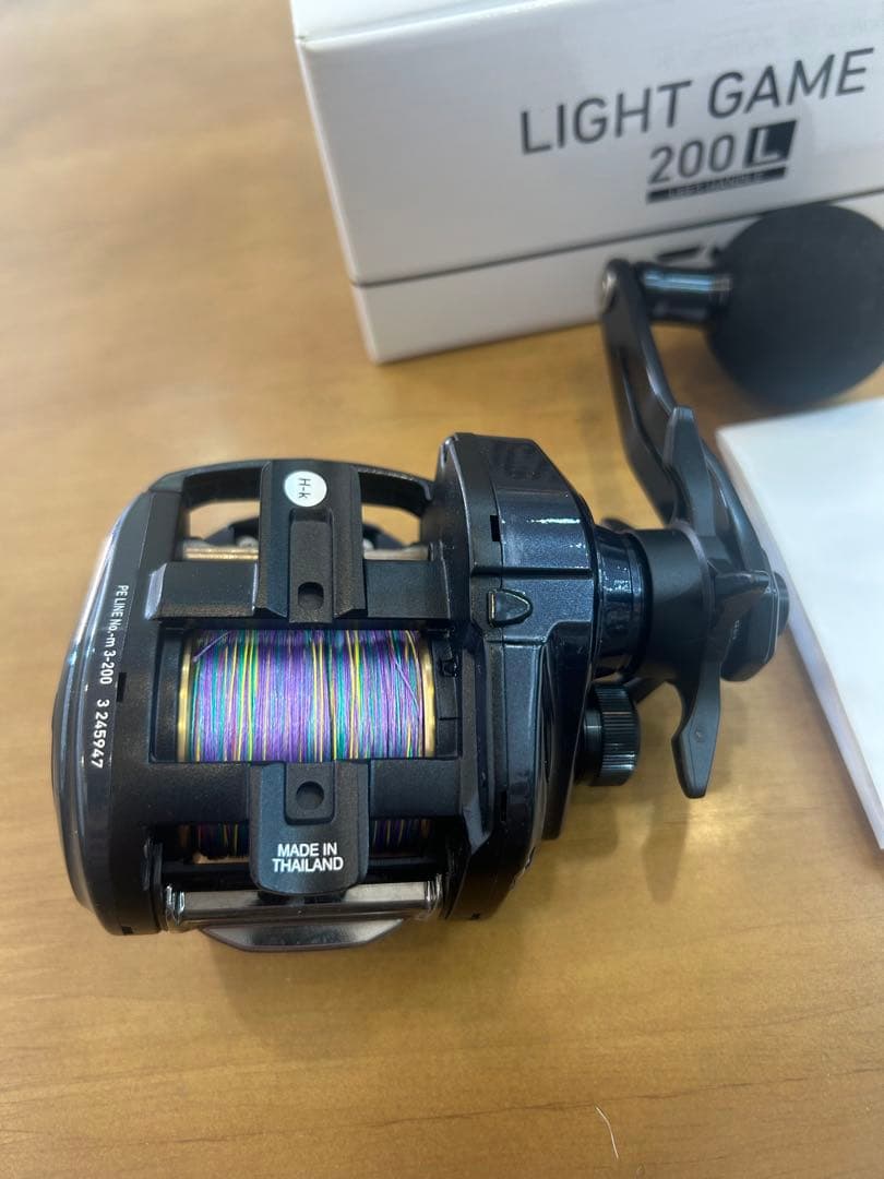 Daiwa LIGHT GAME IC 200L ベイトリール