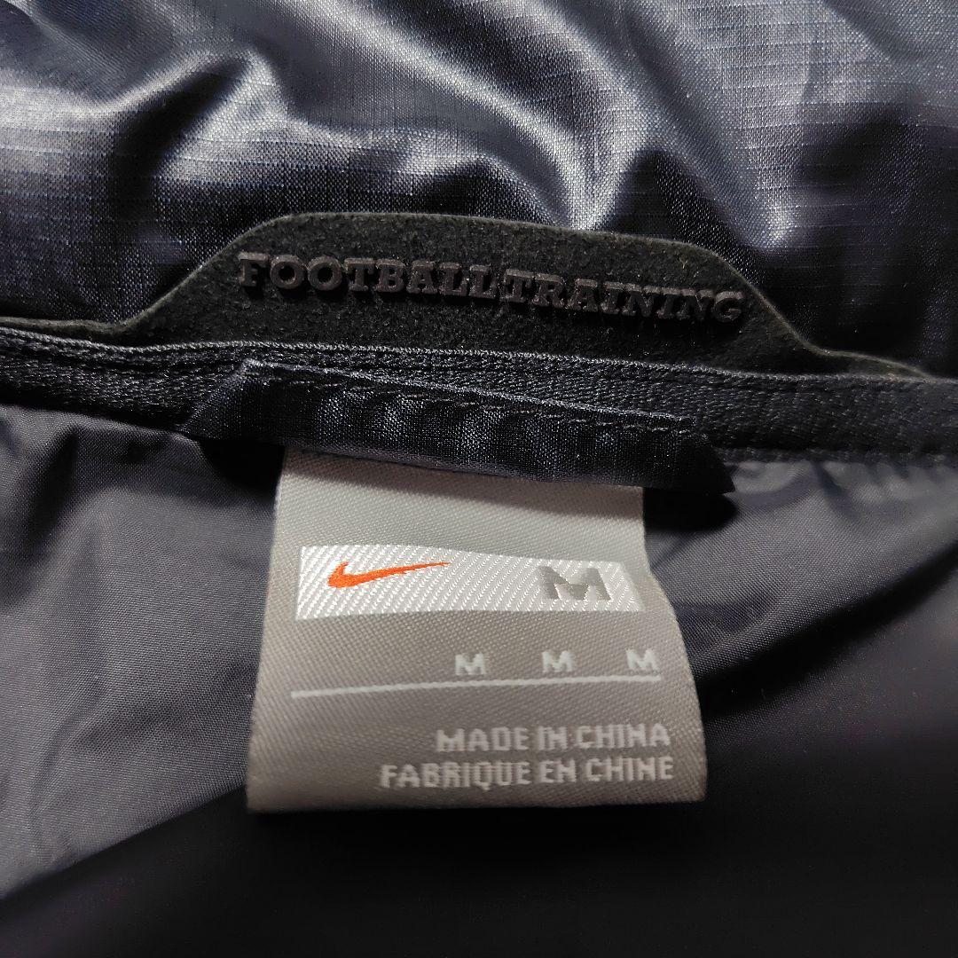 ナイキ　サッカー　マンチェスターユナイテッド　ダウンジャケット　中綿ジャケット