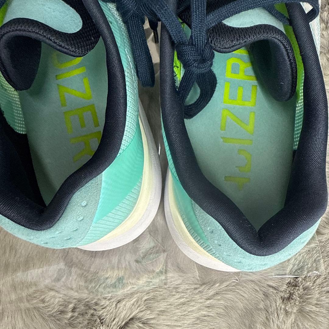 アディダス　アディゼロ　ボストン13 28.5cm