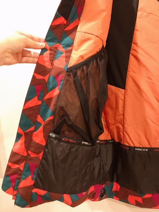 【新品】FABLICE スキーウェア、スノボー ウェア 上下set