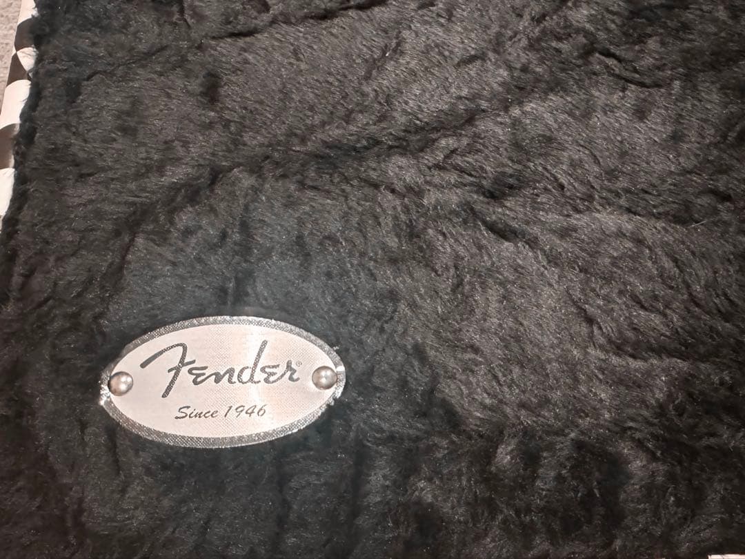 ★最終価格★本日まで★Fender roadworn ストラト　ハードケース付