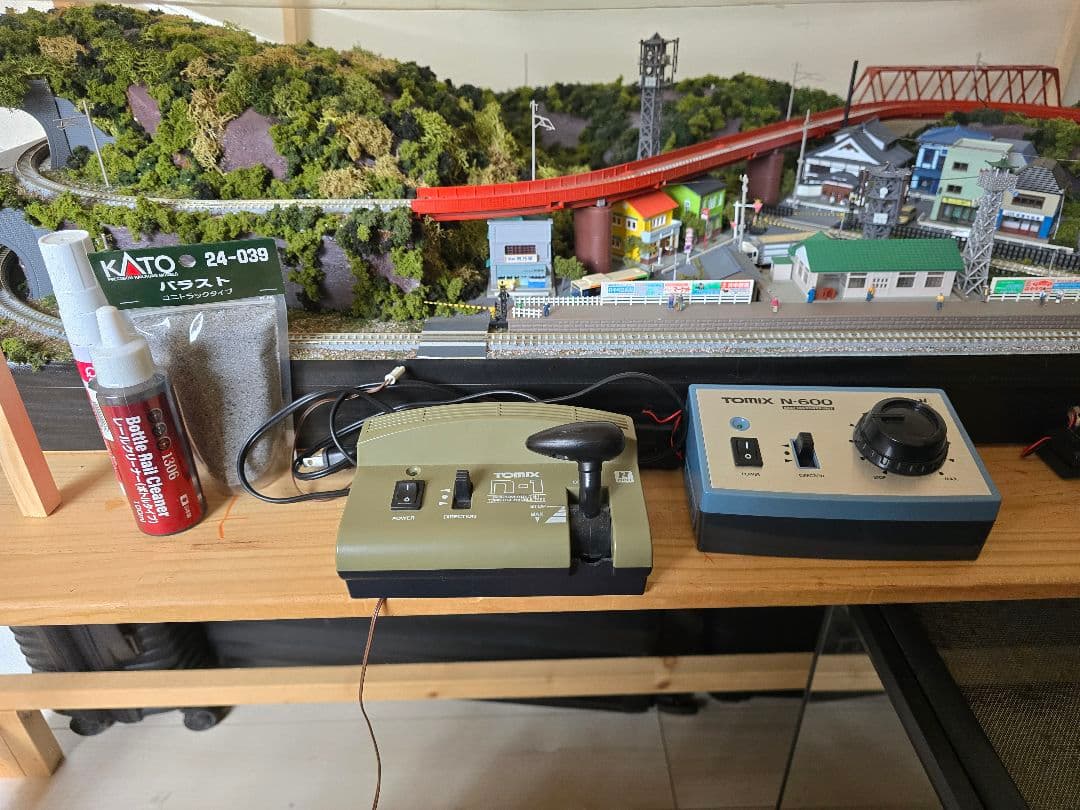 鉄道模型ジオラマレイアウト Ｎゲージ用　単線[１５０ｃｍ×６５ｃｍ]