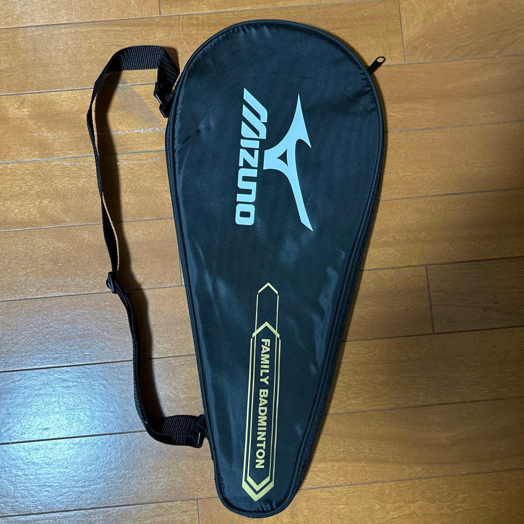 ミズノファミリーバドミントンラケットカーボン製