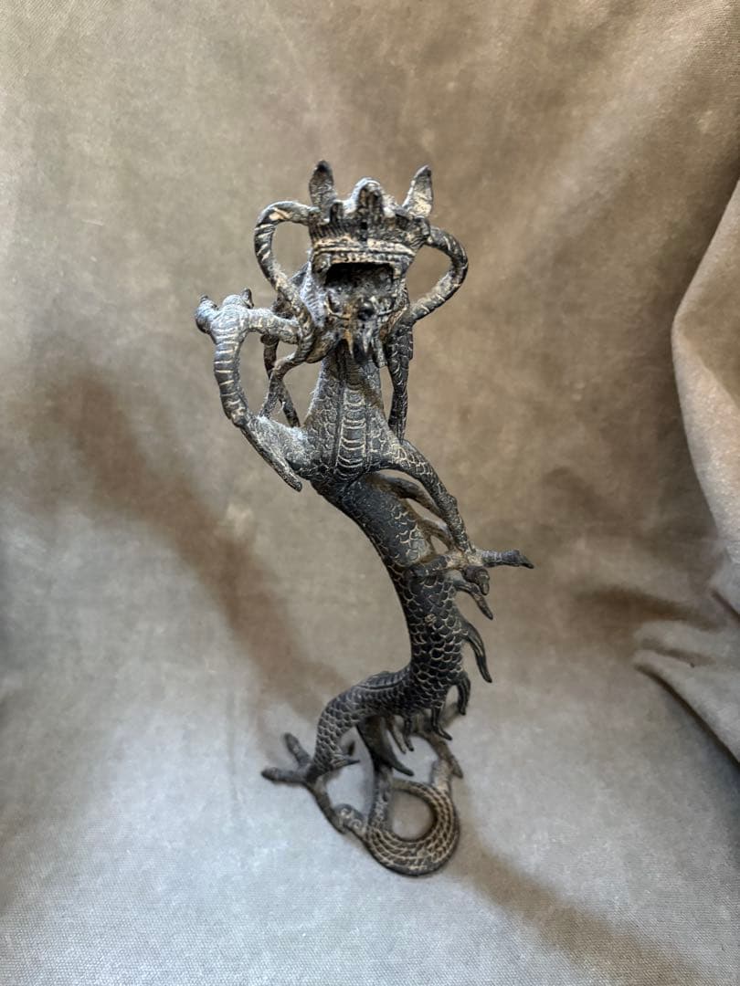 昇龍　ドラゴン　縁起物　青銅　置物