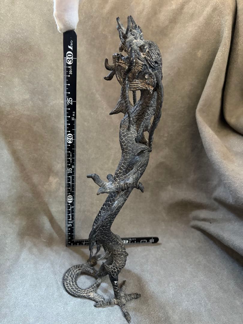 昇龍　ドラゴン　縁起物　青銅　置物
