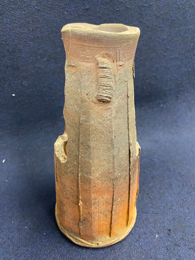 西墻邦雄　備前焼　花器　共箱