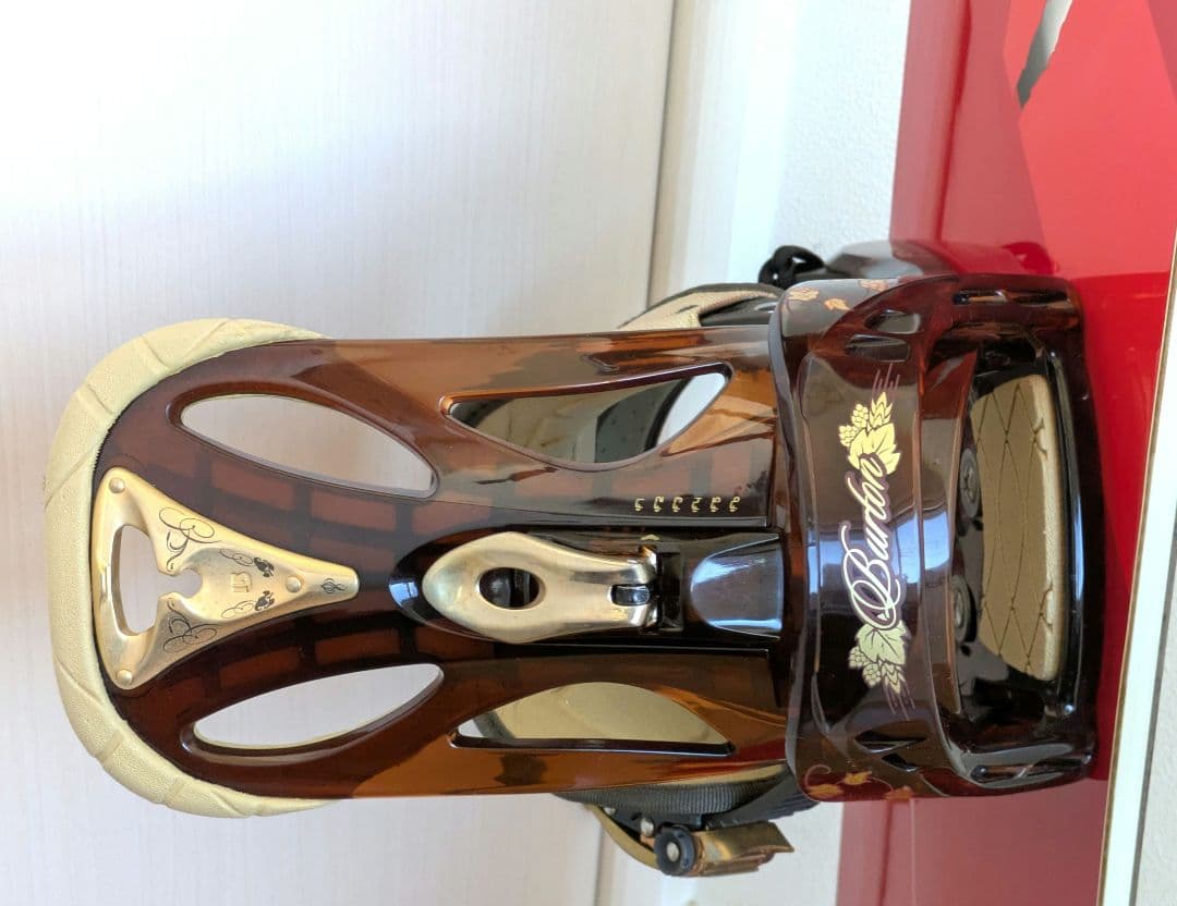 November スノーボード 赤 　BURTONバインディング付き