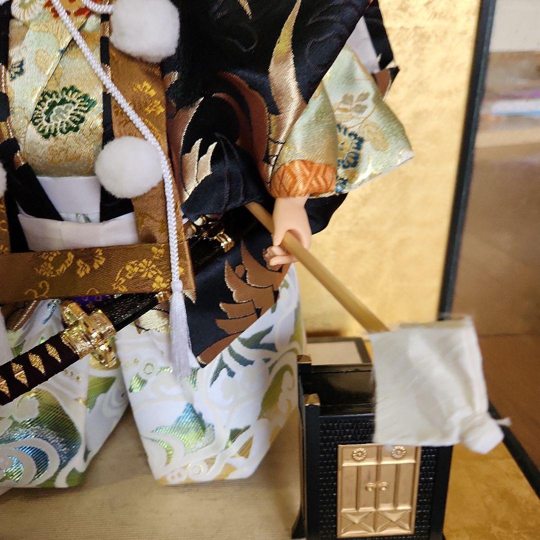 日本人形 豪華な衣装