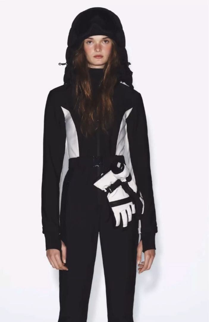 ZARA 　防風　防水スキーウェア　ジャンプスーツ