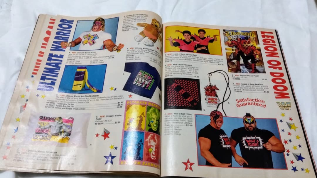 【激レア】WWF公式ハワイアロハスタジアム大会パンフ  フレアー／ホーガン超豪華