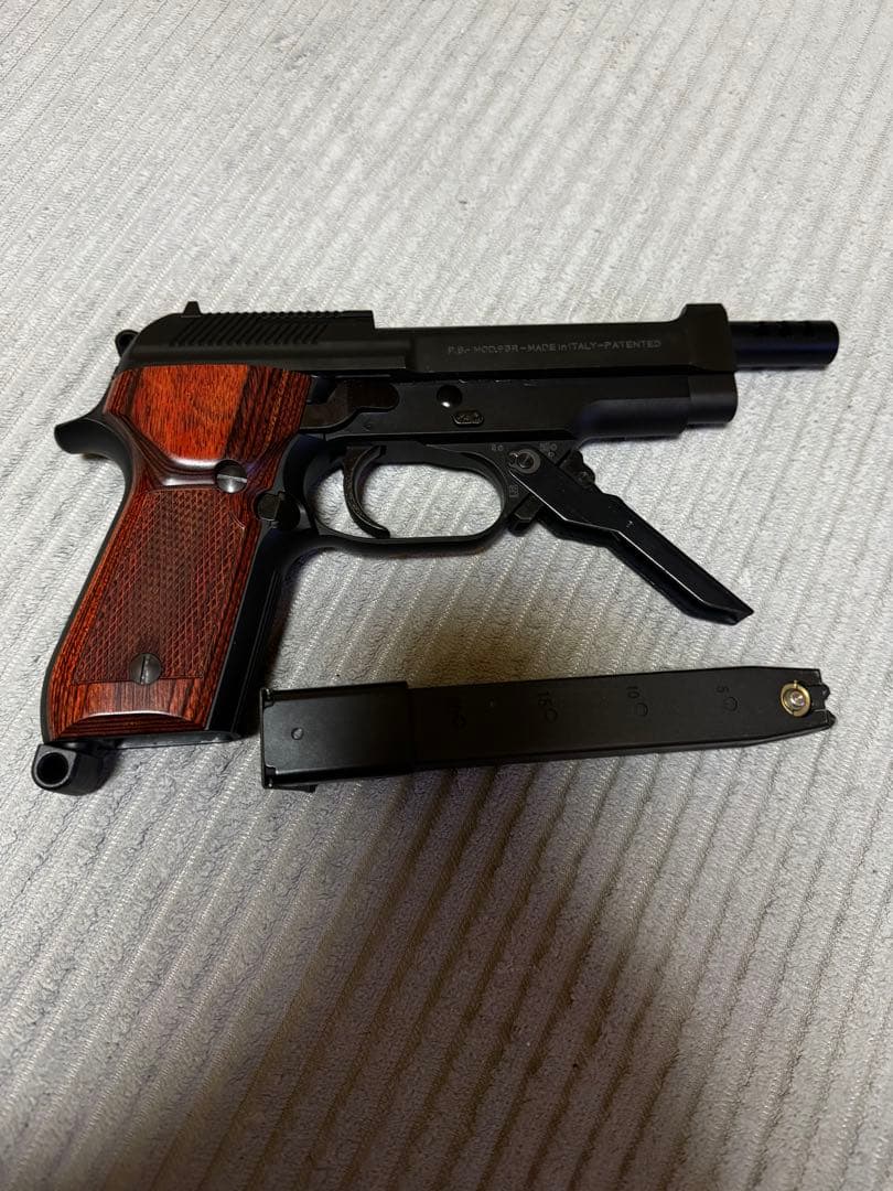 KSC M93RⅡ system7 ガスガン　木製グリップ　木製ガンスタンド