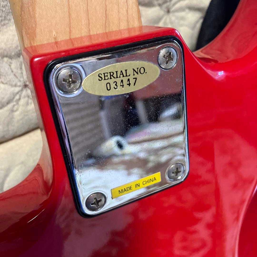 ⭐︎BUSKER'S 　エレキギター　レッド×ブラック　ケース付き