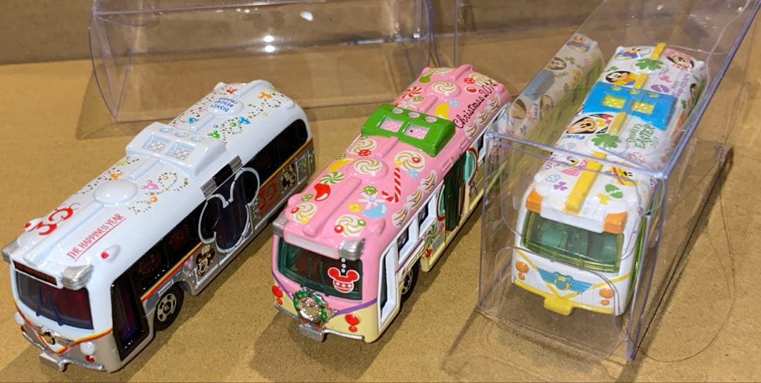 ディズニーの　可愛いミニカー24台まとめ売り