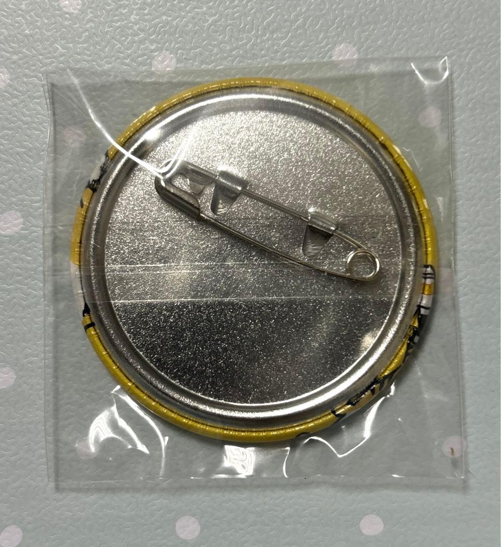 ちいかわ　タイガースタイル　缶バッジ　阪神　タイガース　レア