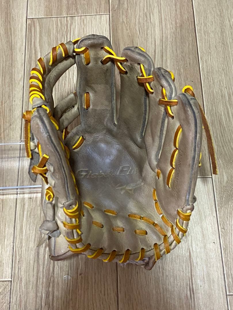 ミズノ　グローバルエリート　軟式内野手用