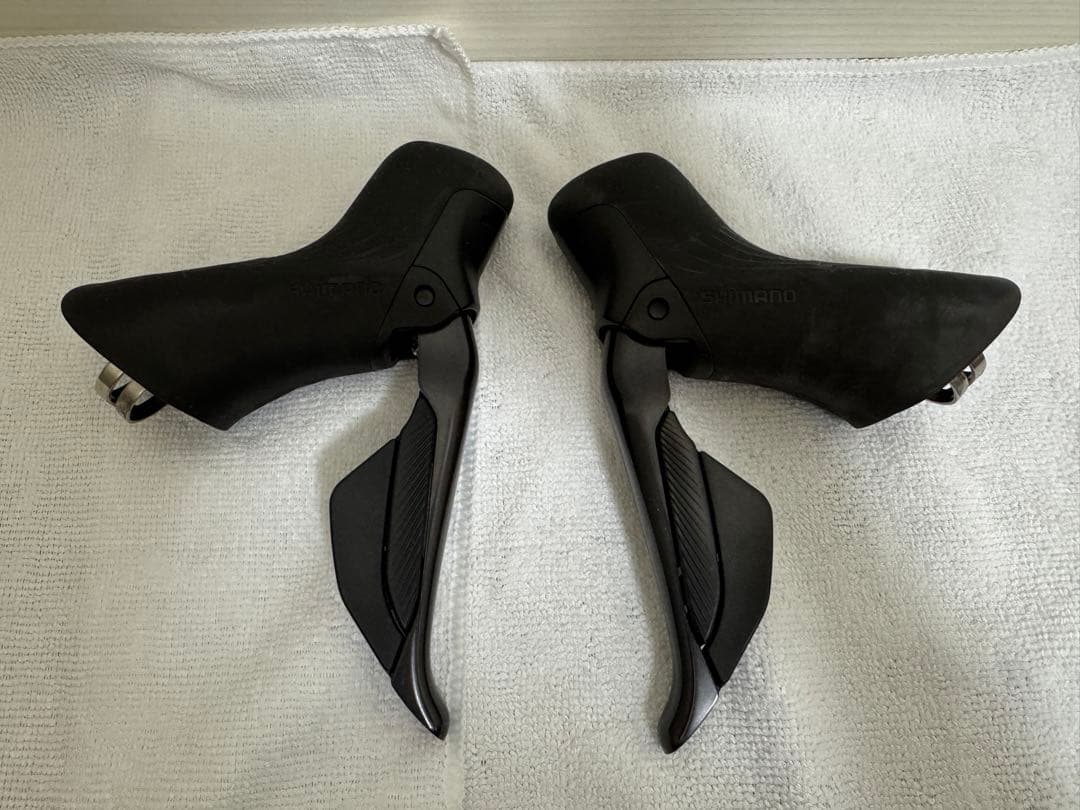 ULTEGRA Di2 ST-R8170 シマノ STI 左右セット