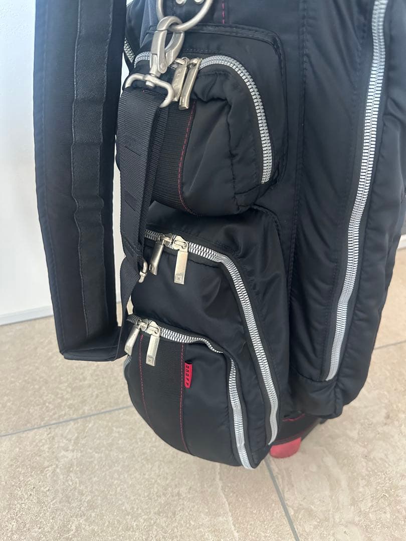 美品！！ONOFF/オノフ ゴルフ キャディバッグ9型【黒】