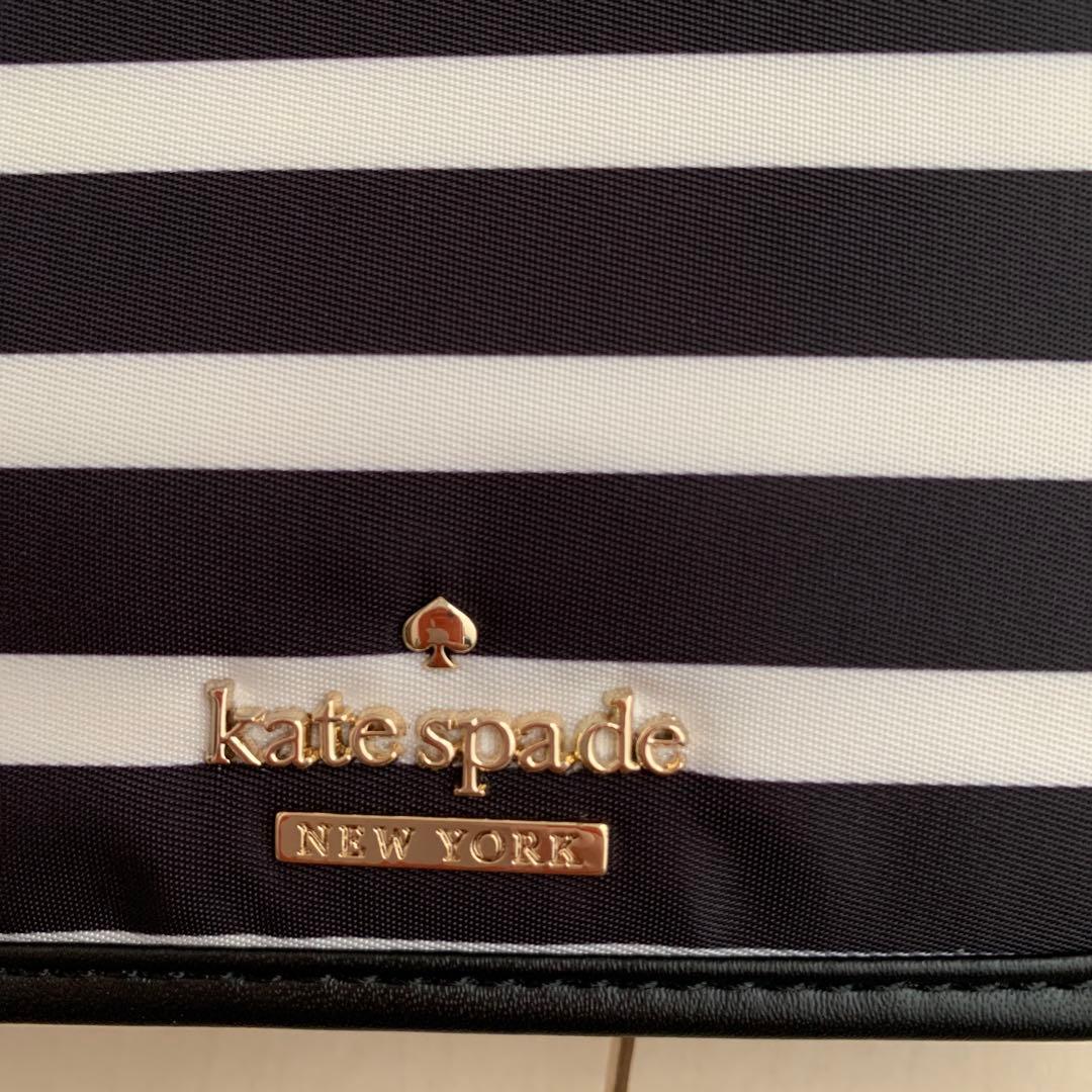 kate spade ケイトスペード　マルチケース　お薬手帳　保険証　診察券