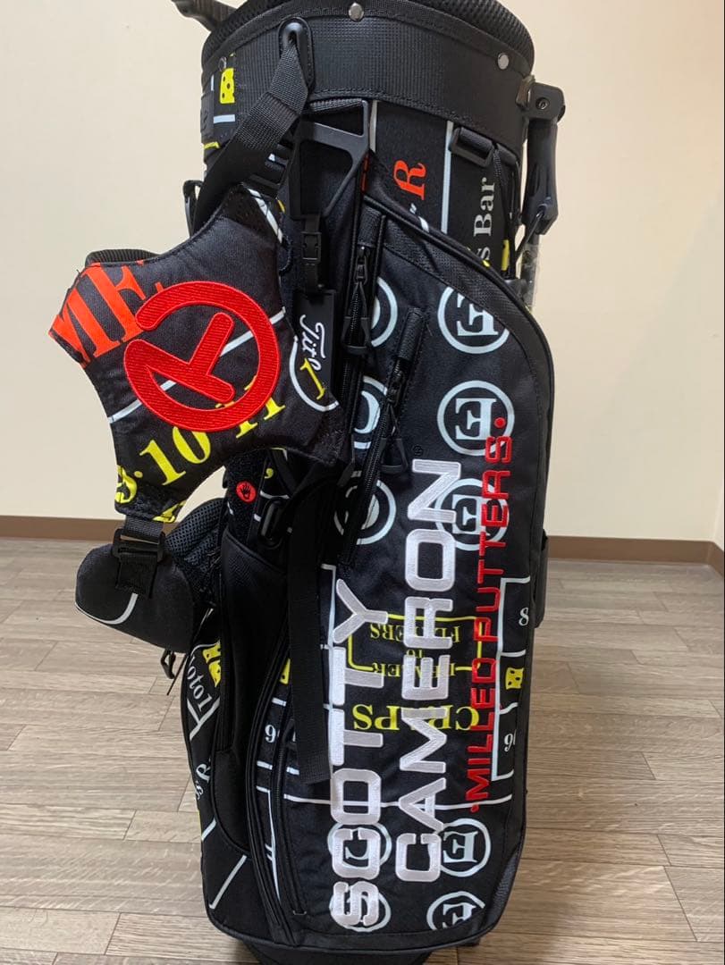 スタンド式キャディバック　2024PGAツアー記念モデル『ナイトギャンブラー』