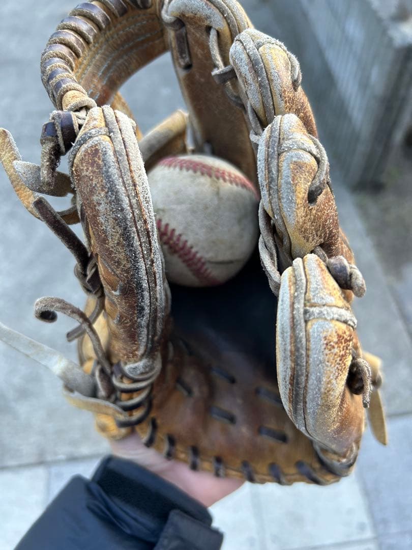 ミズノプロ硬式内野手用グローブ