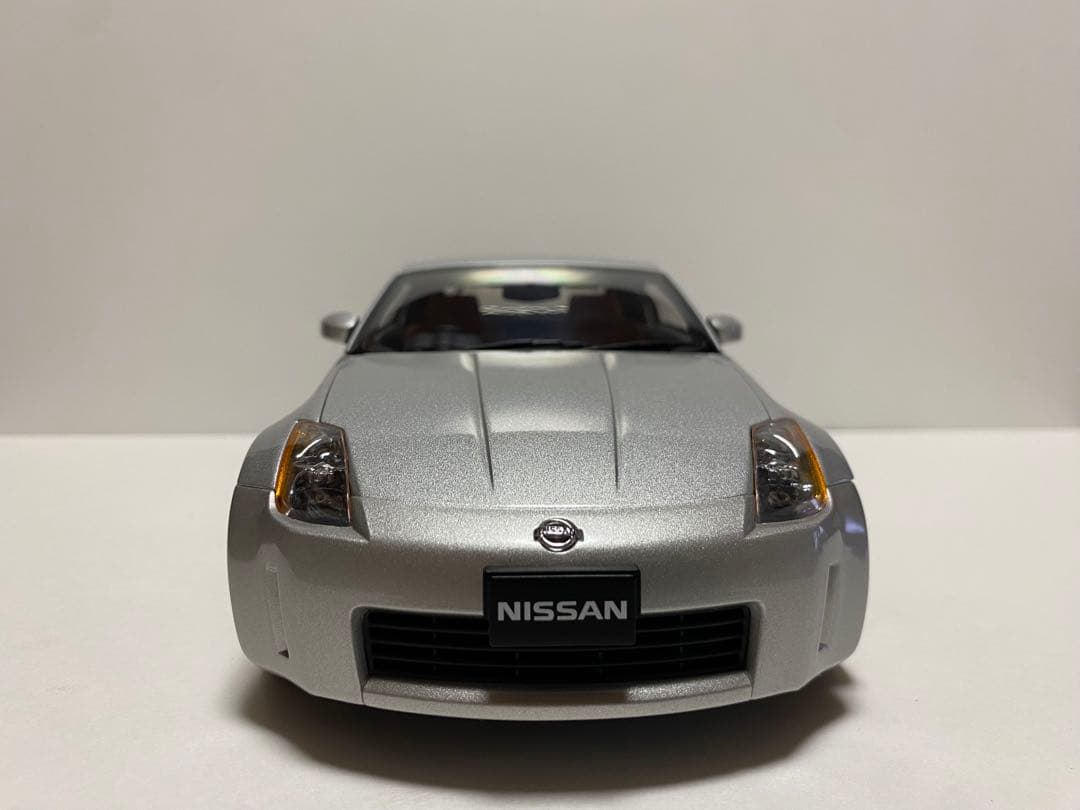 日産 フェアレディZ Autoart 350Z 33 1/18