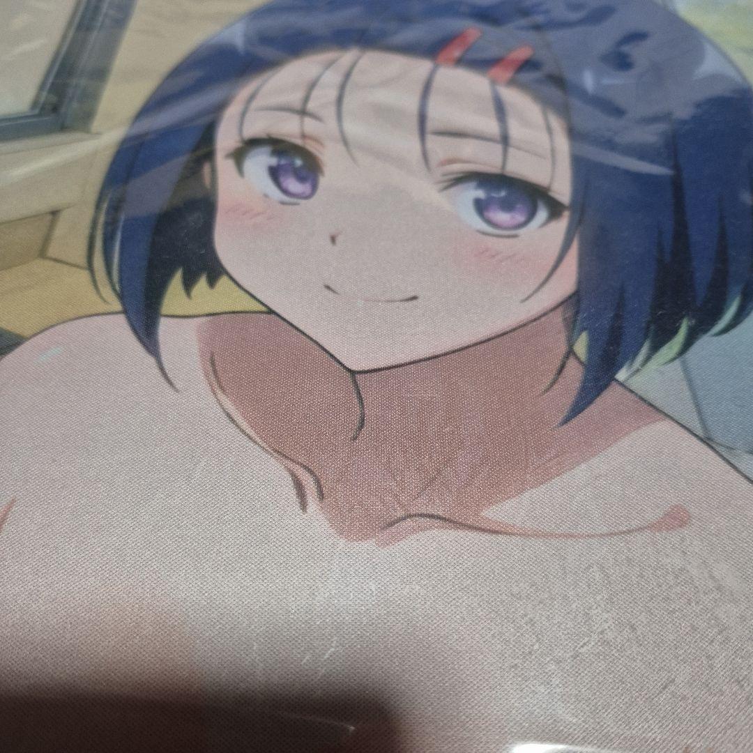 アニメキャラクターのプレイマット、デスクマット。