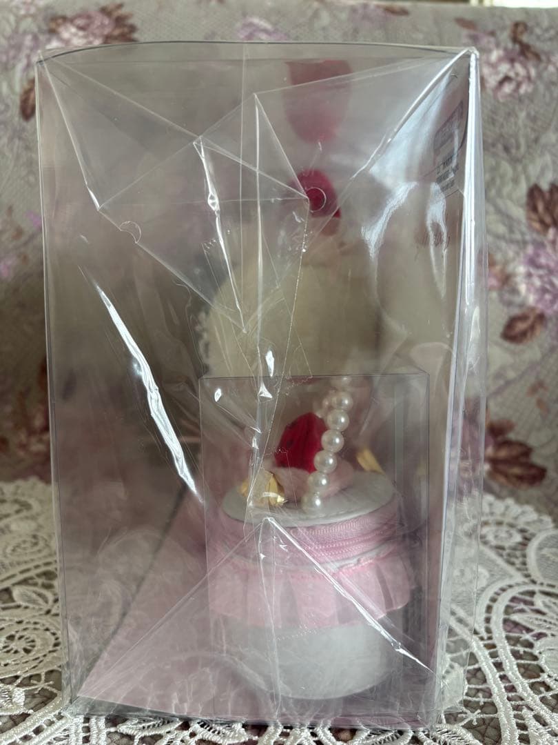 新品サンリオ　いちごホイップケーキ　ぬいぐるみ&アクセサリーセット　マイメロディ