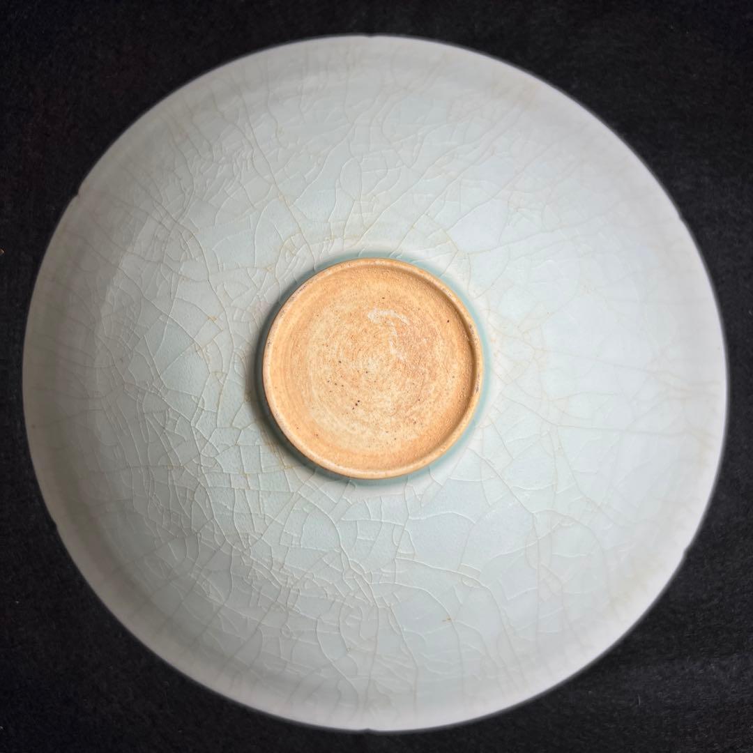 中国宋時代　青影陰刻輪花鉢　木箱付　直径約19.5㎝東Y8-0105☆2Fトヒカ