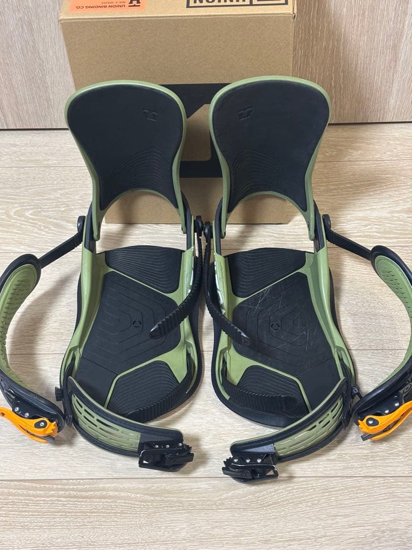 【値下中】UNION BINDINGS ULTRA Mサイズ アーミーグリーン