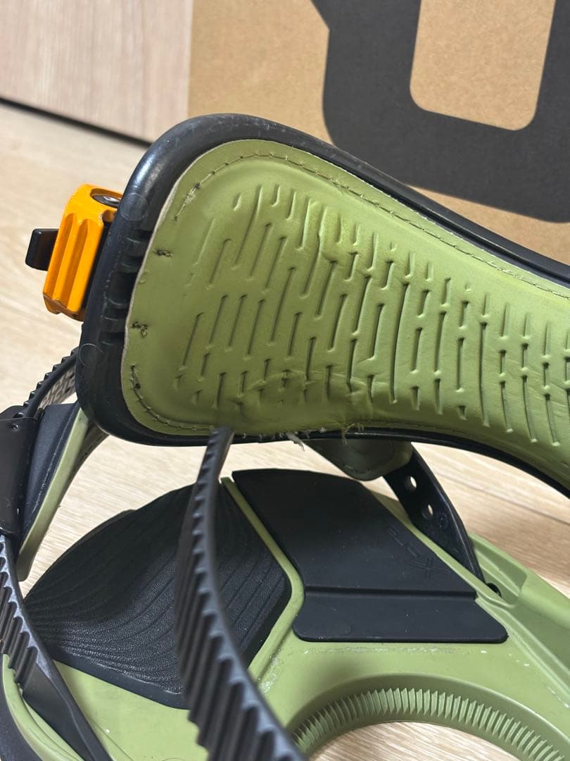 【値下中】UNION BINDINGS ULTRA Mサイズ アーミーグリーン