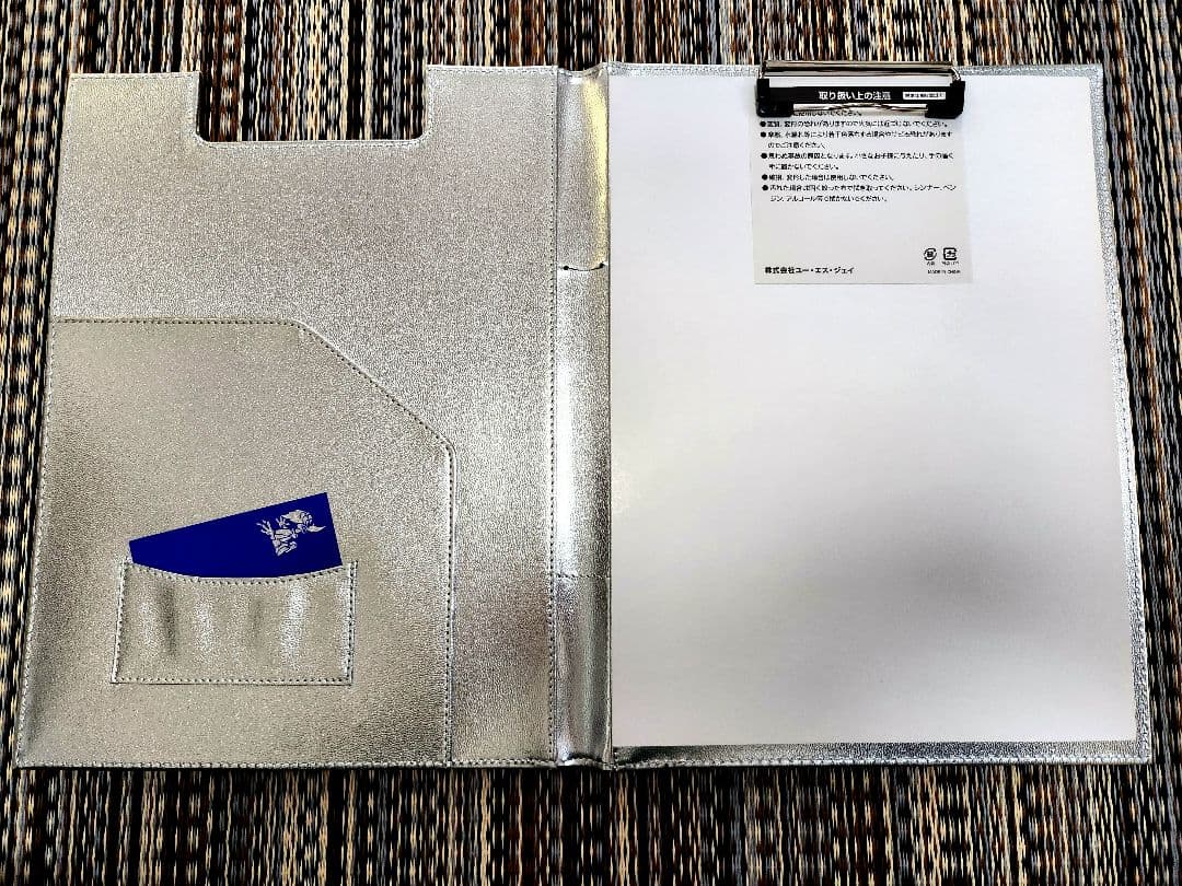 USJ ユニバーサルスタジオジャパン 10周年 バインダー　ゴールド シルバー