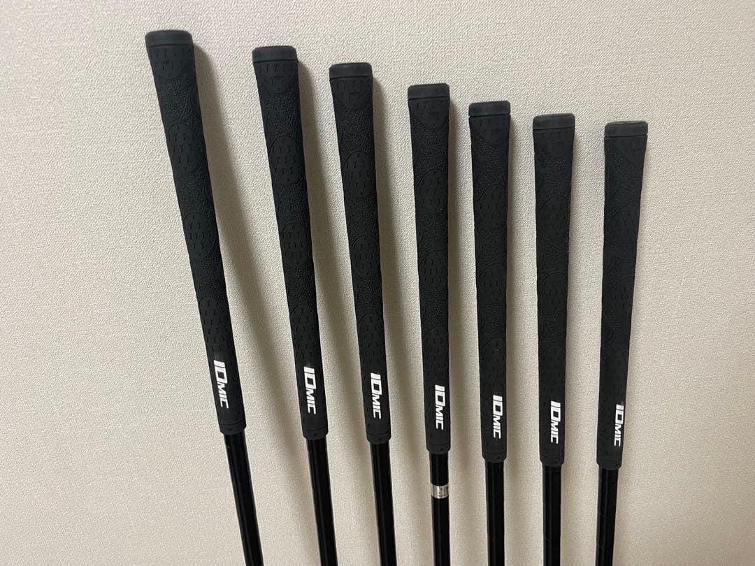 希少　美品　限定版　 タイトリストT200 Black 8本セット！