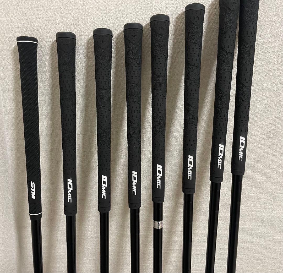 希少　美品　限定版　 タイトリストT200 Black 8本セット！