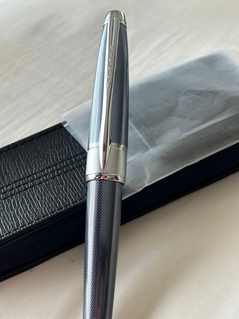 CROSS アポジー ボールペン（フロスティスティール）美品