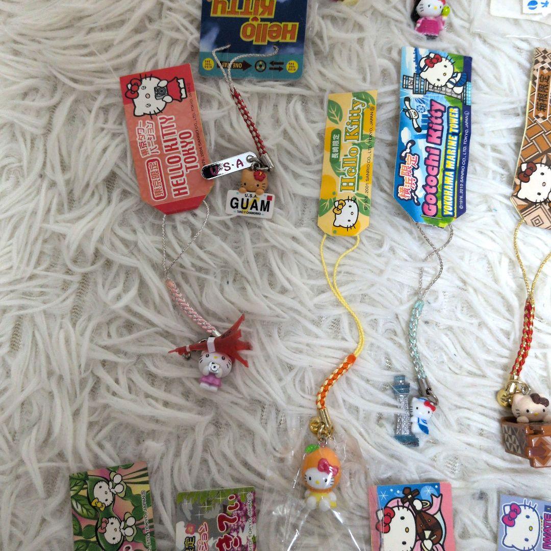 Sanrio ハローキティ　ご当地ストラップ　根付け　ファスナーマスコット