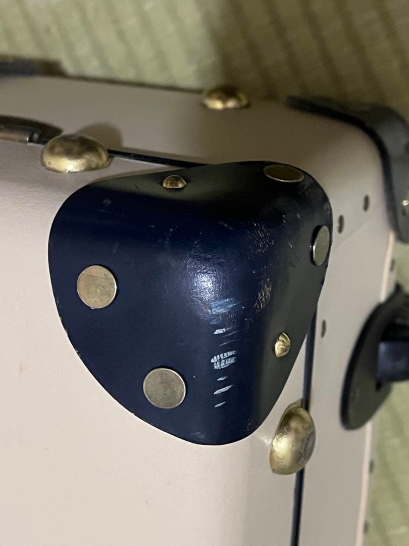 グローブトロッター シップス コラボ21インチ 限定品　機内持ち込み可