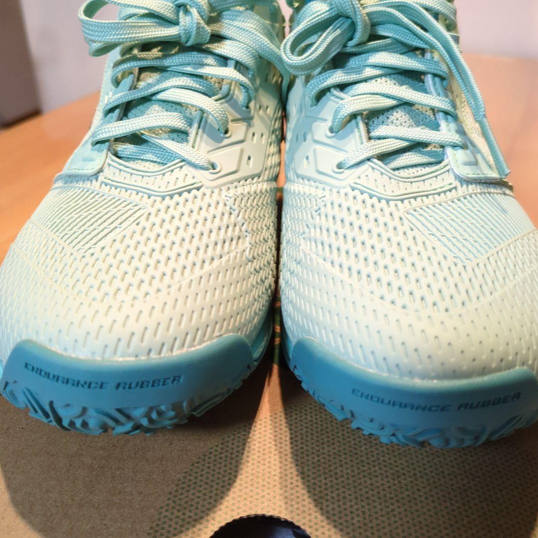 美品YONEX テニスシューズ24㌢ パワークッションアドアクセルGC