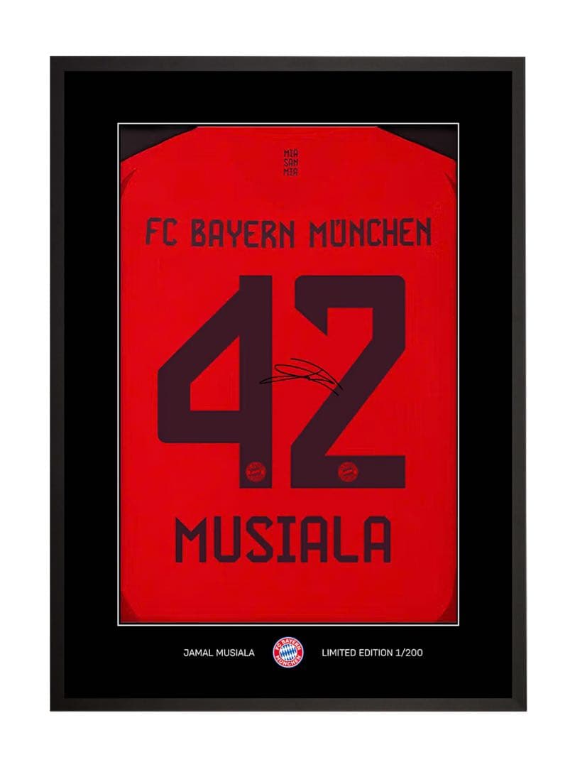 12/15まで　FCバイエルン　ジャマル　ムシアラ　サイン入り　ユニフォーム