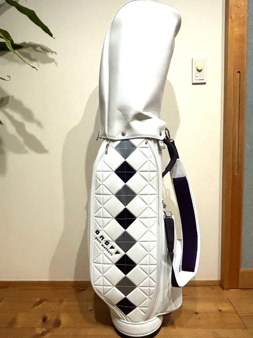 オノフ　キャディバッグ