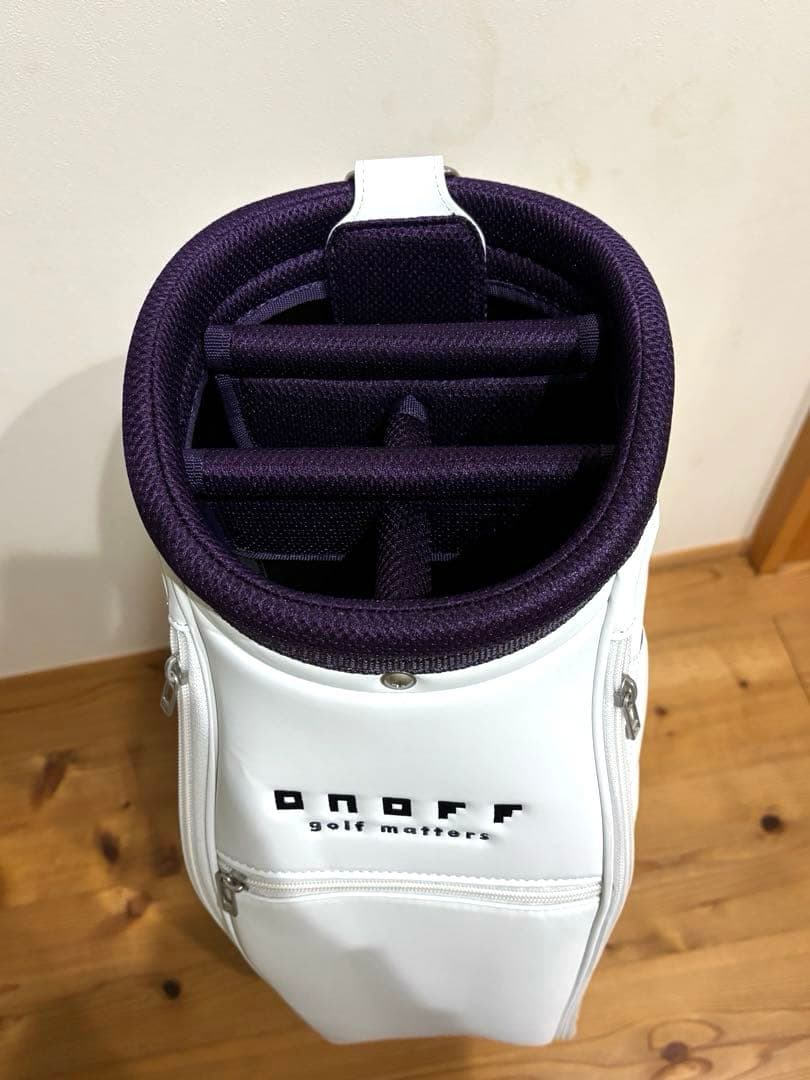 オノフ　キャディバッグ
