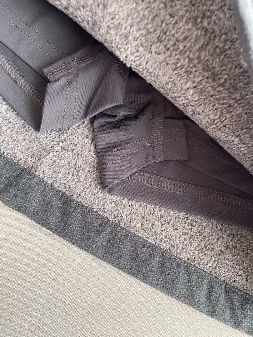 新品タグ付⛳️アディダスゴルフ　中綿ベスト＆裏起毛スカートセット　S