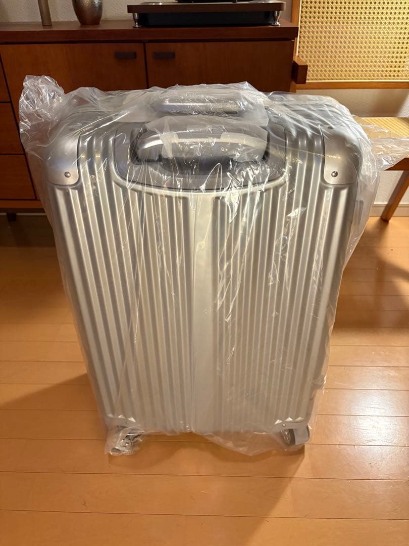 スーツケース キャリーケース アルミタイプ 軽量 収納 ロック ダイヤル式