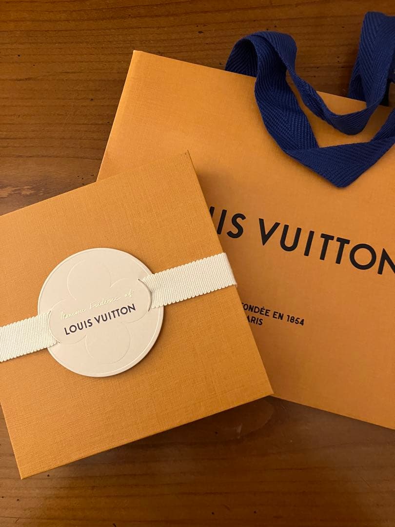 【パリ限定】ルイヴィトン チョコ アソート　ご褒美に！ショッパー付き