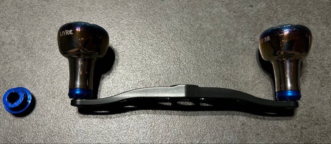 LIVRE CRANK 120 シマノ右巻き ガンメタ/ブルー